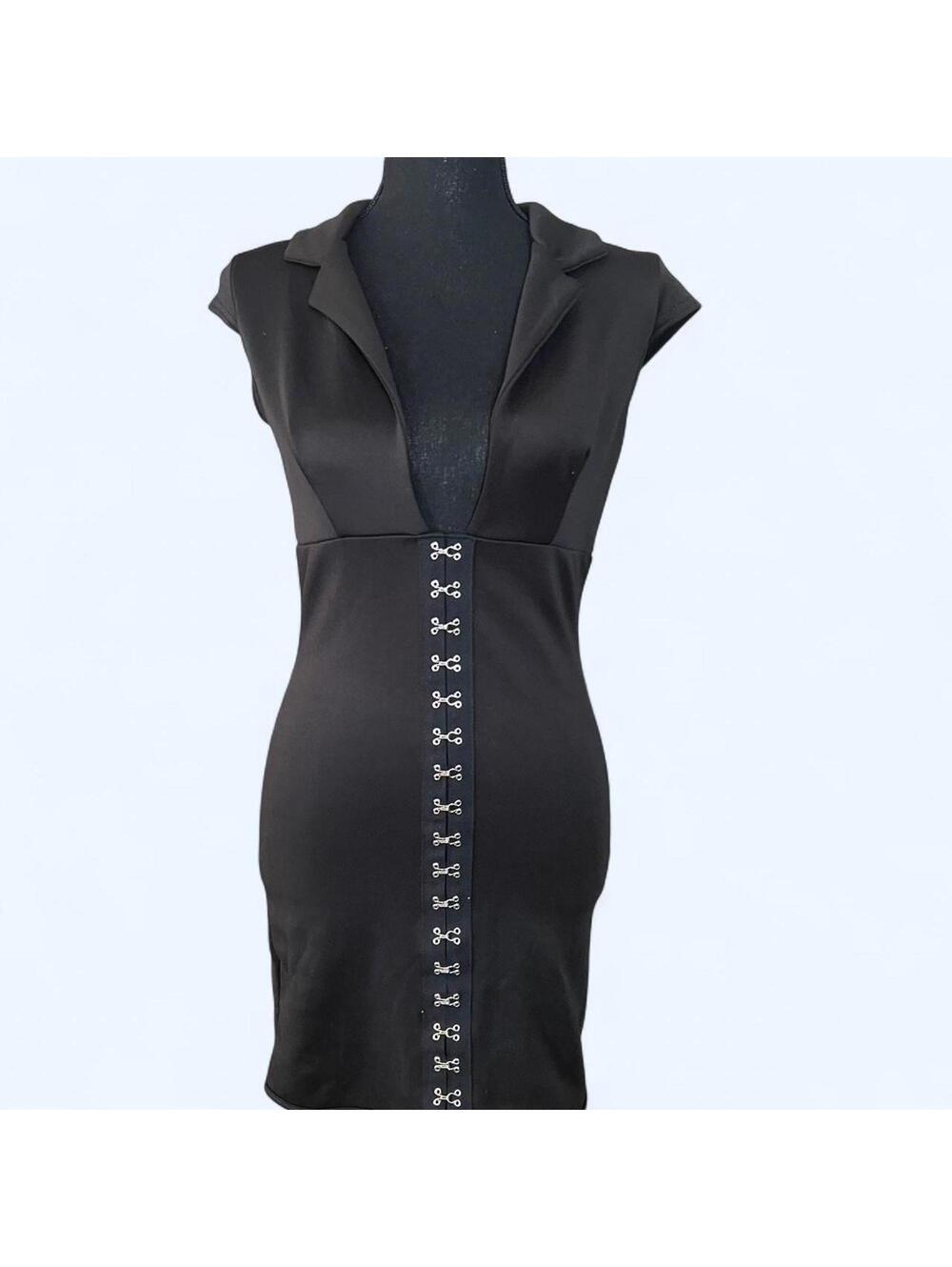Black PrettyLittleThing bodycon mini dress hook and eye detail party Size 6 ๐ค - Picture 2 of 6